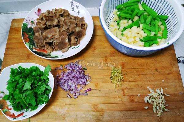 牛肉汤泡饼的做法图解1