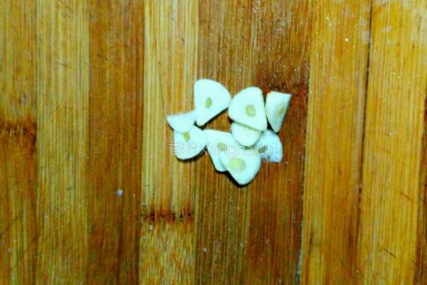 蚝油金针菇的做法图解1