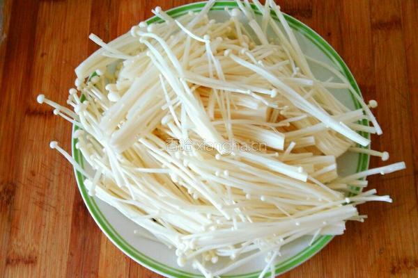 蚝油金针菇的做法图解2
