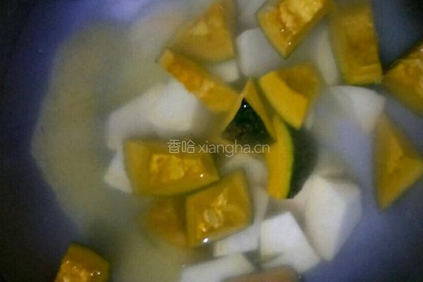 板栗南瓜红薯小米粥的做法图解5