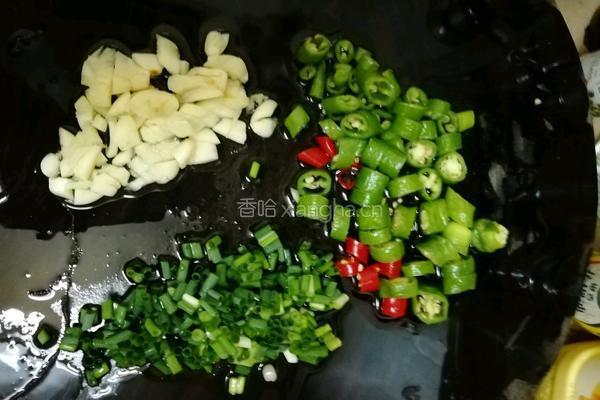 红烧茄子的做法图解1