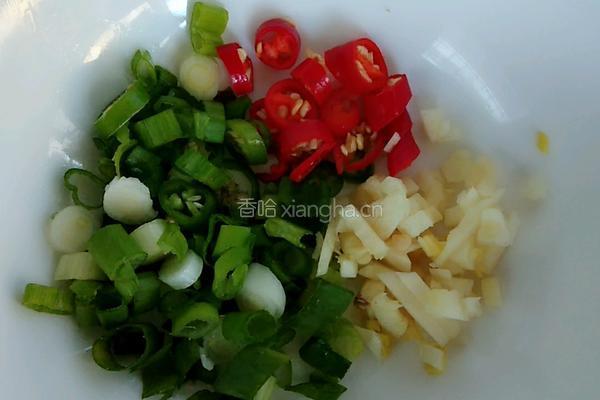 蒜苗炒鸡蛋的做法图解4