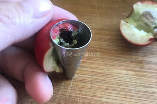 山楂果酱之去核的做法图解6