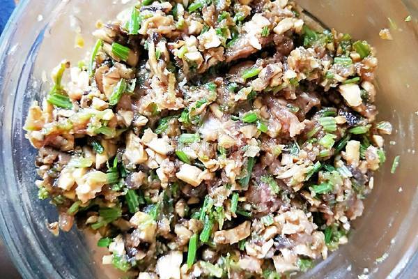 芹菜香菇肉家常水饺的做法图解10