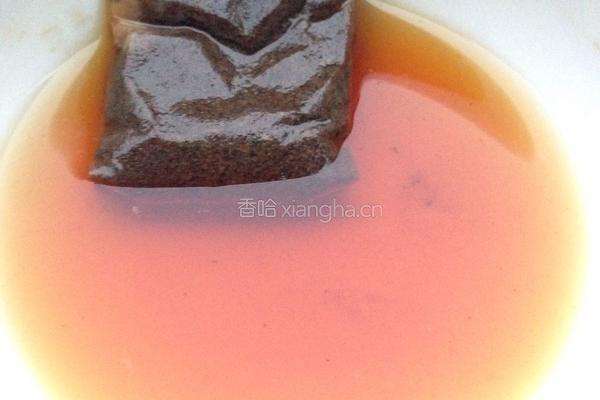 微波版懒人奶茶的做法图解1