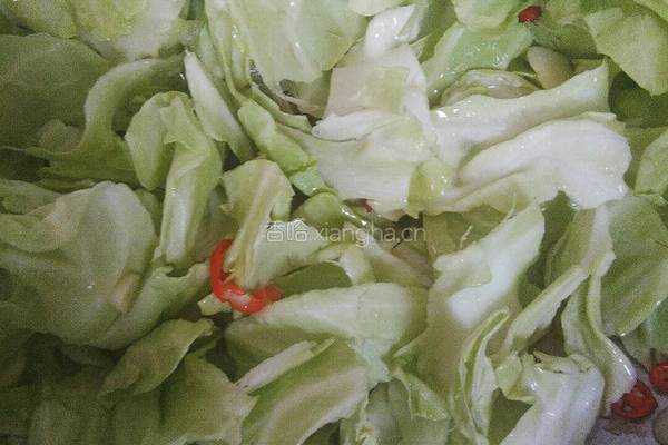 包菜炒粉丝的做法图解7