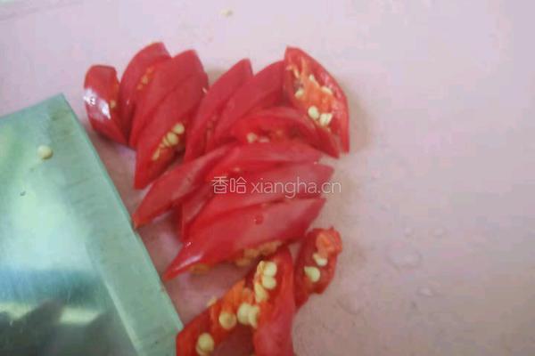 蒜薹炒鸡蛋的做法图解1