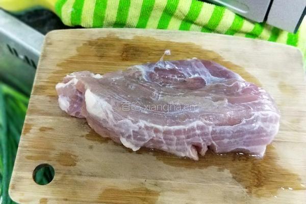 香葱猪肉煎包的做法图解2