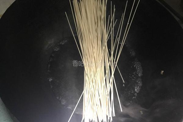 清汤面的做法图解1