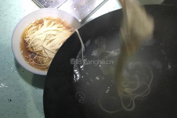 清汤面的做法图解3