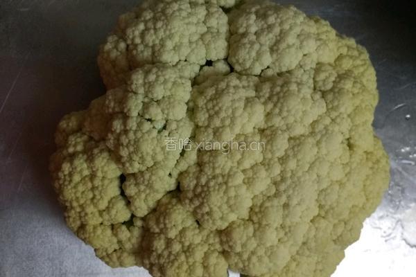 有机菜花炒肉的做法图解1