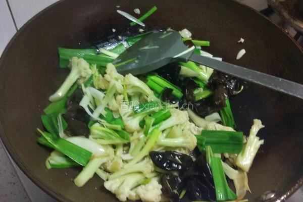有机菜花炒肉的做法图解5