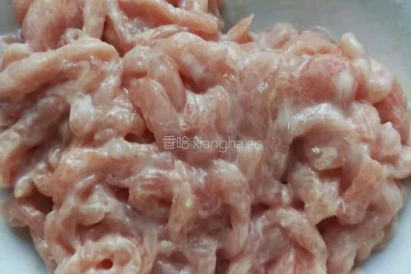 滑炒里脊丝的做法图解1