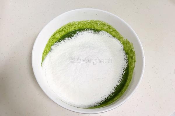 菠菜戚风蛋糕的做法图解6