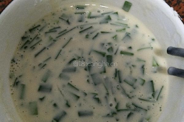 韭菜鸡蛋煎饼的做法图解10