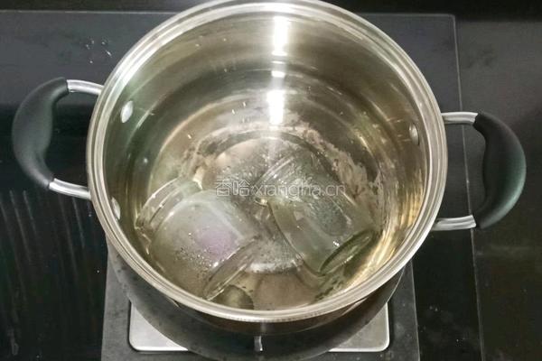 止咳金桔酱 (宝宝辅食）的做法图解1