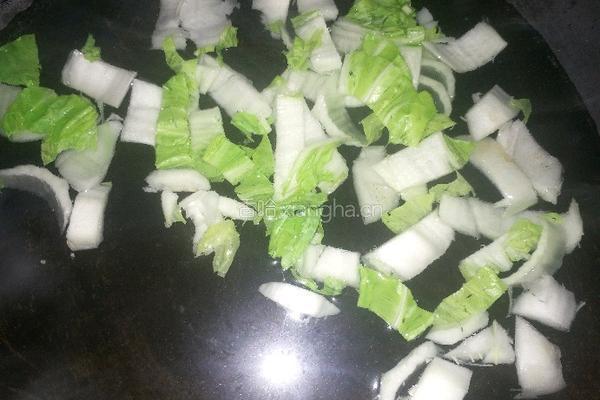 肉丸青菜汤的做法图解4