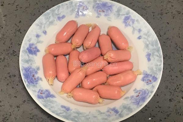 蒜炒亲亲肠的做法图解1