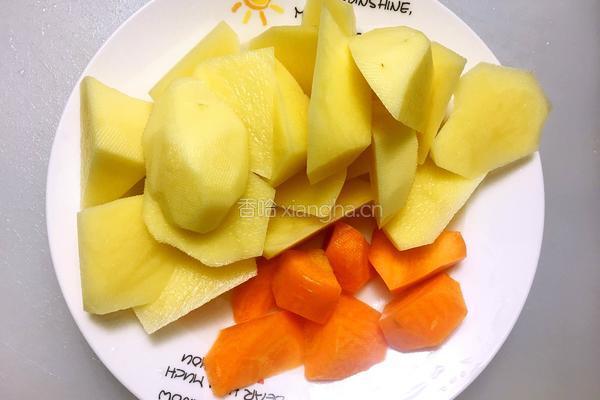 土豆炖鸡腿（压力锅版）的做法图解1