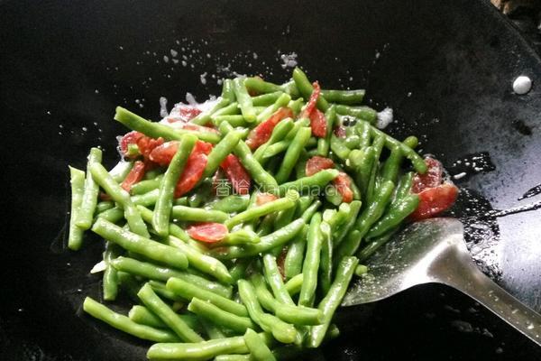 腊肉炒四季豆的做法图解10
