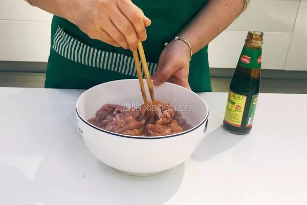 不一样的水煮肉片，蒸出来！的做法图解3