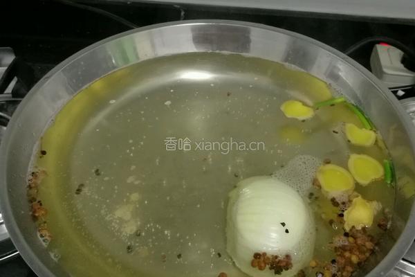 白斩鸡腿（不斩）的做法图解2