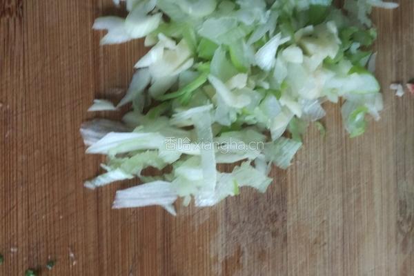 清炒菠菜白玉菇的做法图解3