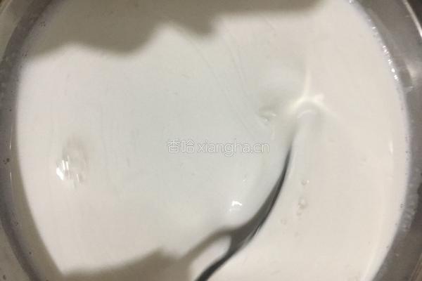 火龙果椰汁千层糕的做法图解4