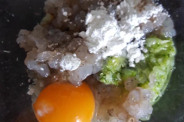 西兰花鲜虾饼的做法图解4