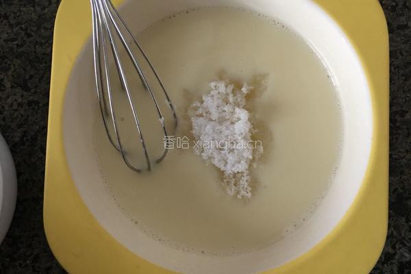 火龙果八寸戚风蛋糕的做法图解4