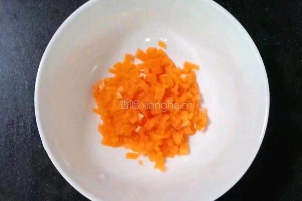 鲳鱼蛋黄面线 (宝宝辅食）的做法图解1