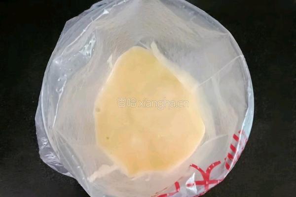 鲳鱼蛋黄面线 (宝宝辅食）的做法图解6