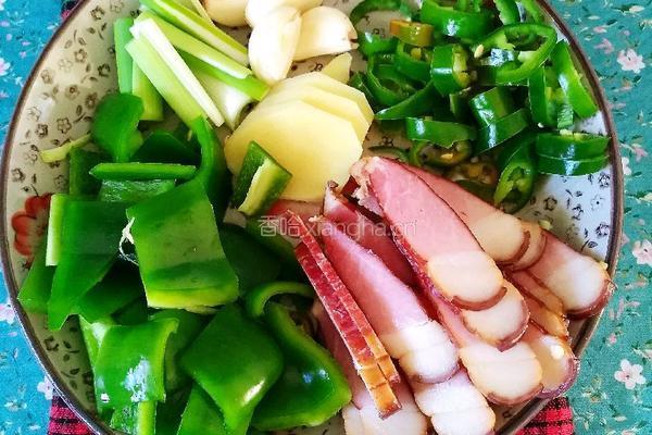 干锅鲜菌烩的做法图解2