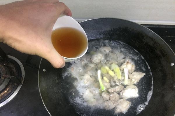 羊肉炖萝卜的做法图解3