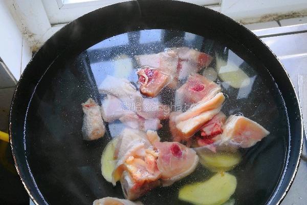 土豆鸡块的做法图解2