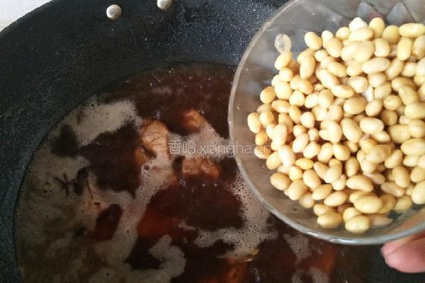 黄豆焖排骨的做法图解15