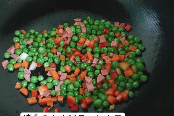 青豆炒玉米粒的做法图解6