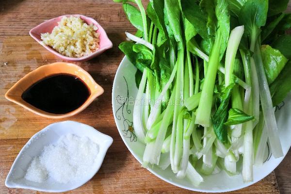蒜沫小青菜的做法图解2