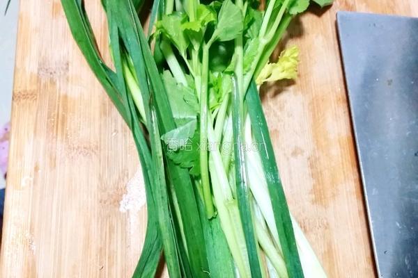 木耳炒鸡的做法图解6