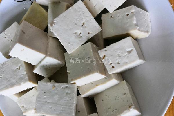 排骨焖豆腐的做法图解2