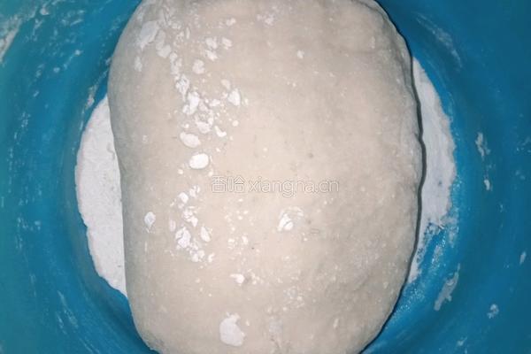韭菜土豆盒子的做法图解4