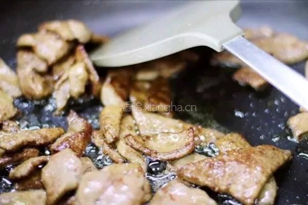 洋葱炒猪肝的做法图解4