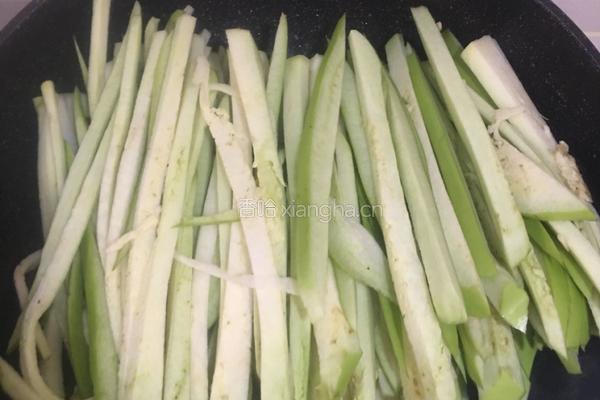 蒜香酱茄条的做法图解2