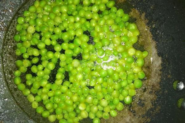 素炒豌豆的做法图解4