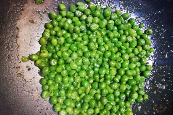 素炒豌豆的做法图解5