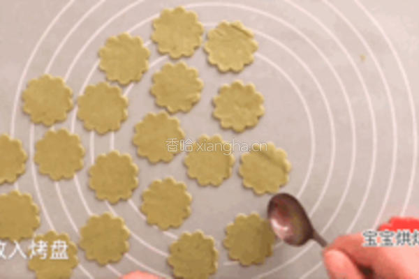 茼蒿脆脆饼干-宝宝辅食零食的做法图解8