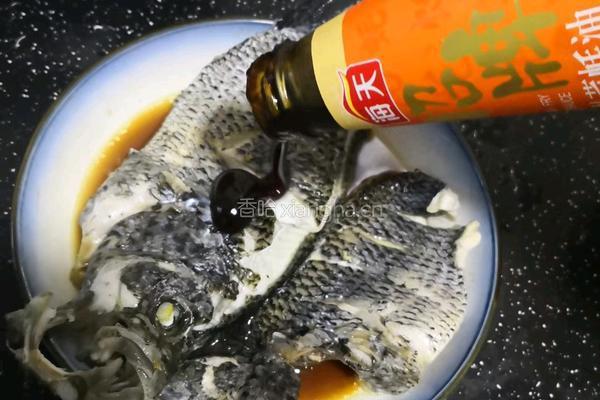 葱油鱼的做法图解4
