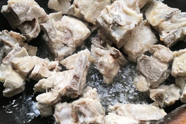 排骨炖土豆的做法图解10