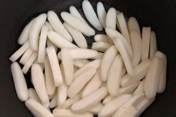 牛肉炒年糕的做法图解4