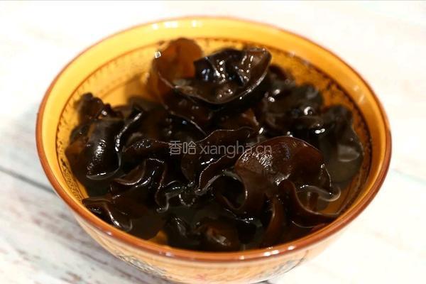 木耳炒腐竹的做法图解3